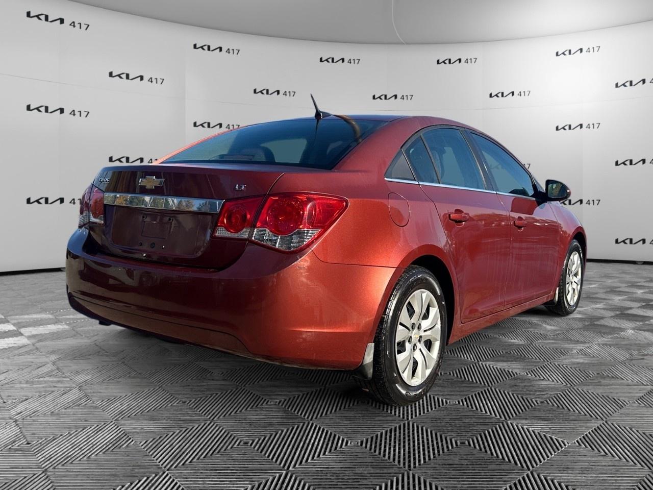 2012 Chevrolet Cruze 4dr Sdn LT Turbo w/1SA Photo