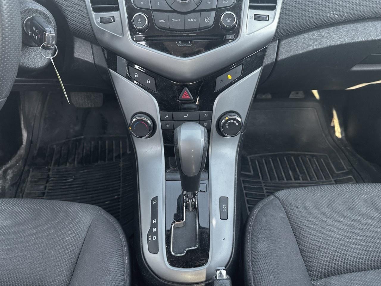 2012 Chevrolet Cruze 4dr Sdn LT Turbo w/1SA Photo