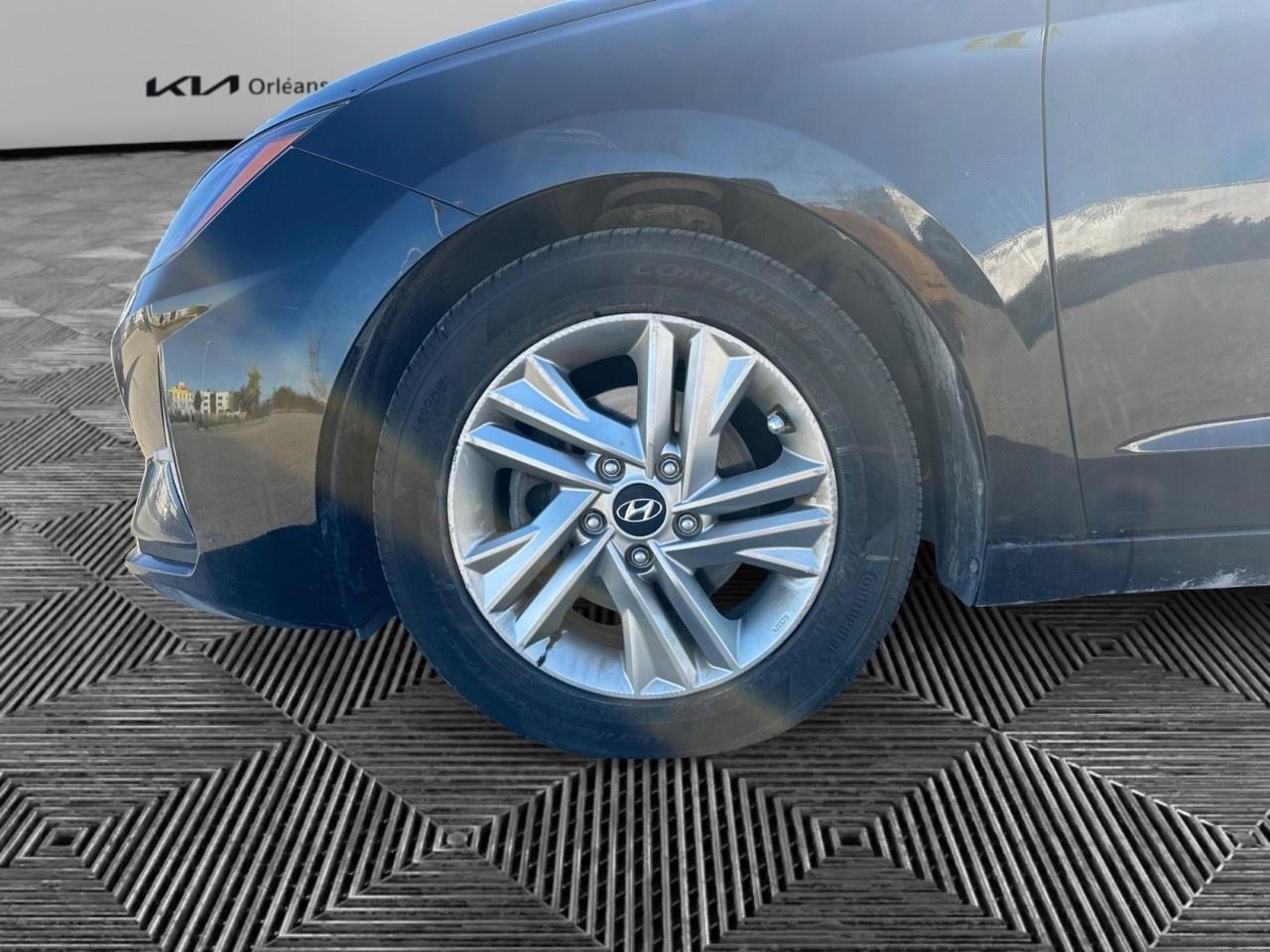 Used 2019 Hyundai Elantra PREFERRED AUTO for sale in Orleans, ON