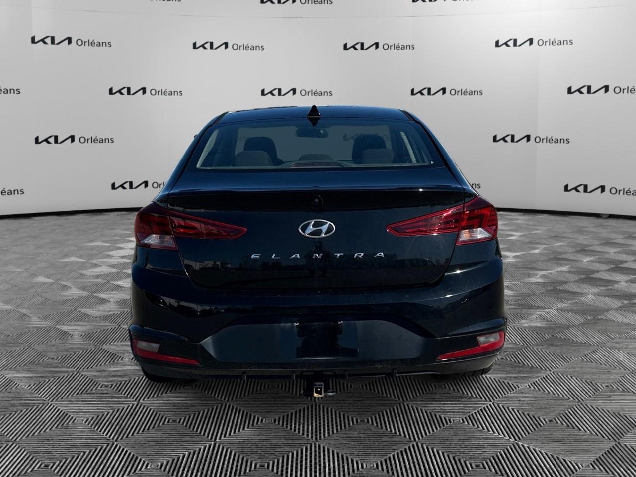 2019 Hyundai Elantra PREFERRED AUTO Photo3