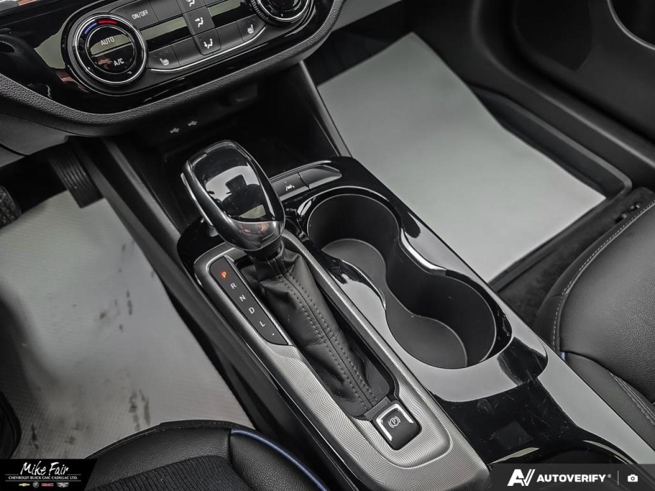 2025 Buick Envista Sport Touring FWD,power moonroof,heated front seats/outside mirrors,HD rear camera Photo