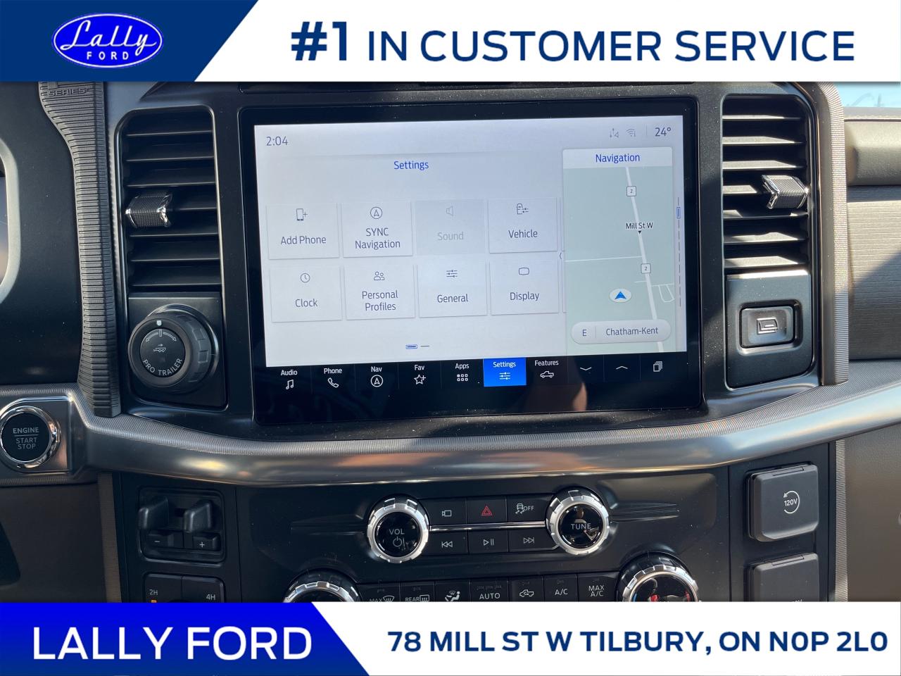 2025 Ford F-150 Platinum Photo