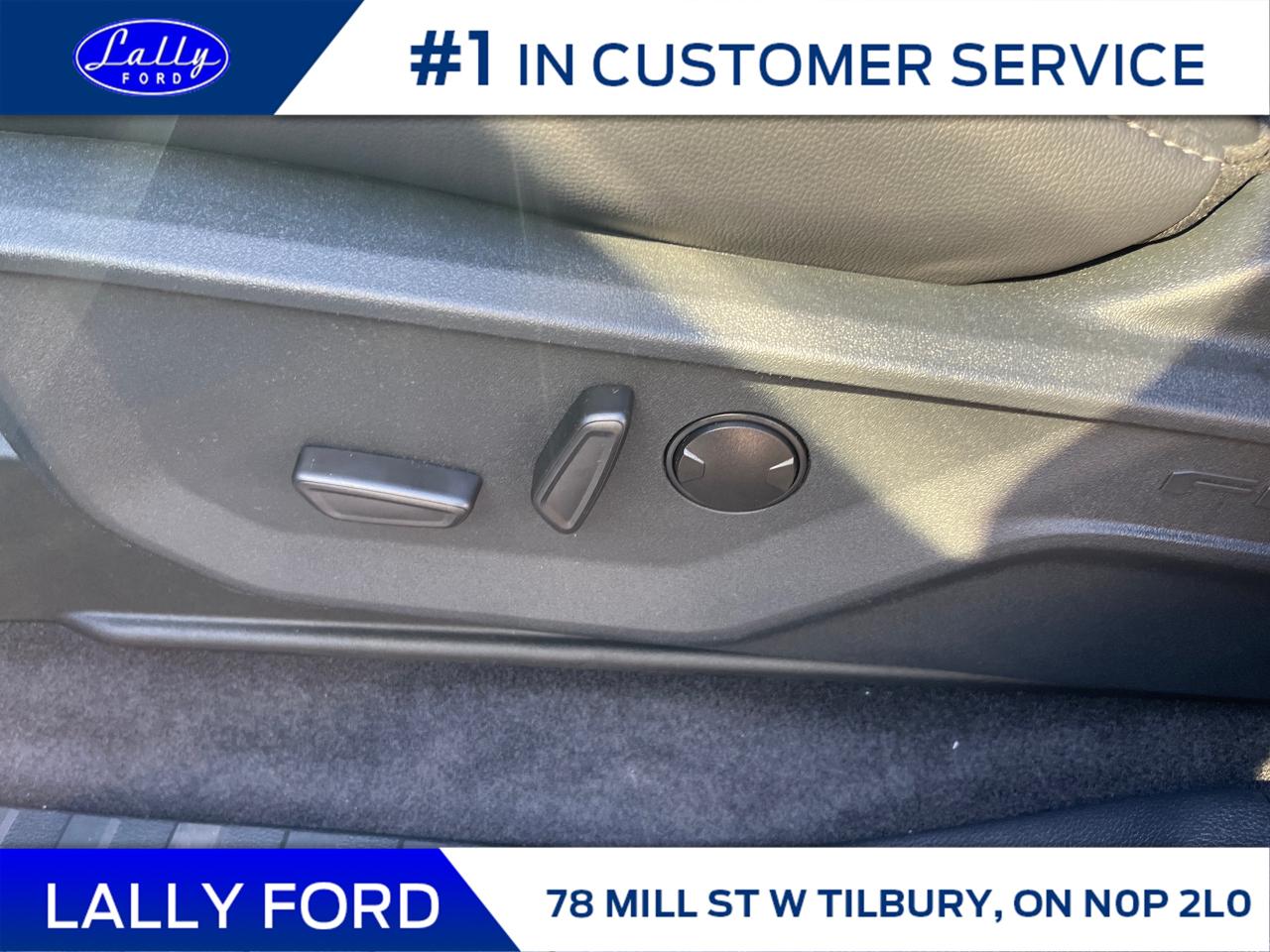 2025 Ford F-150 Lariat Photo