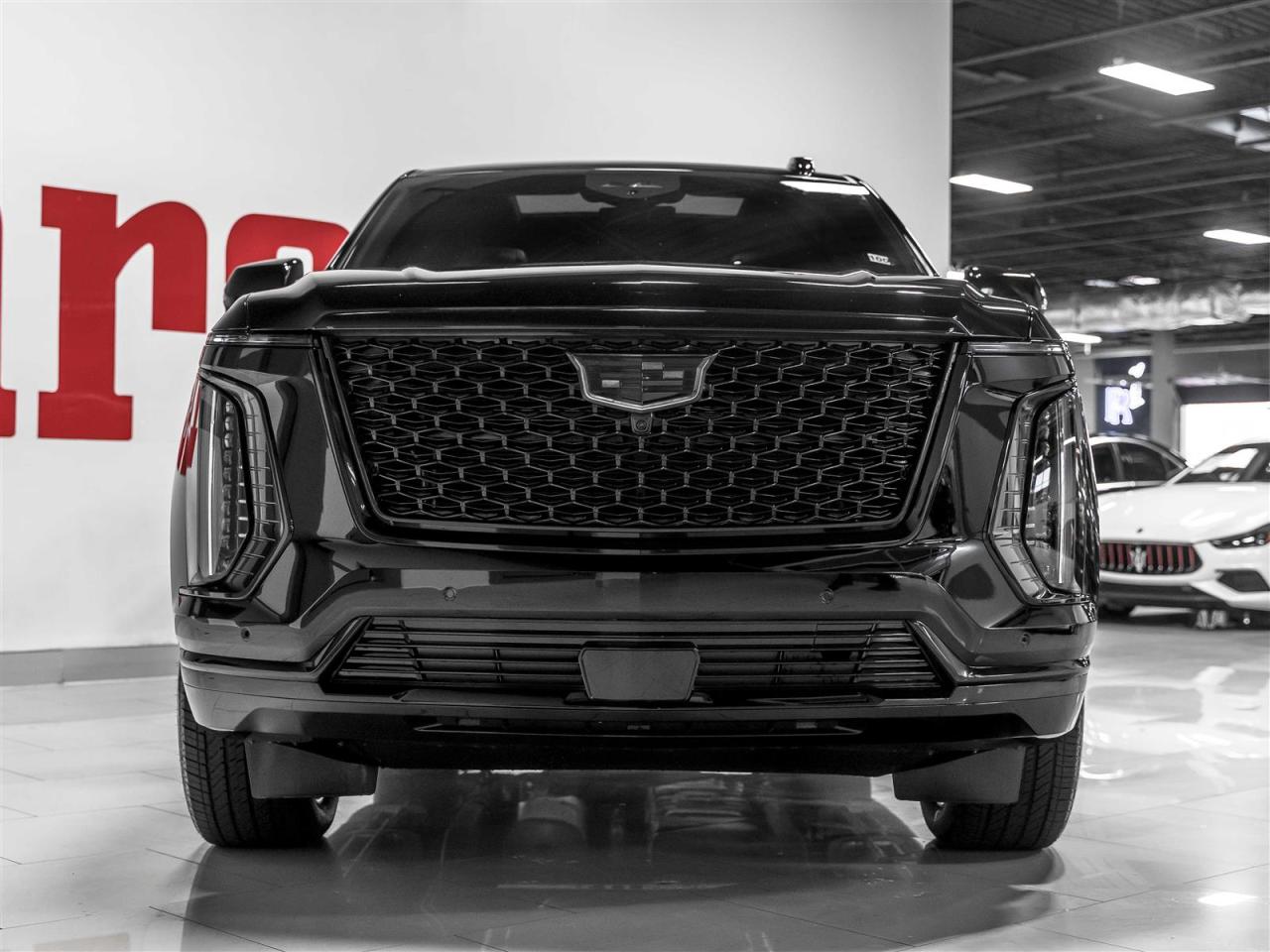 2025 Cadillac Escalade ESV 4WD PREMIUM LUXURY|NO LUX TAX|TV/DVD|PREMIUM INTERIOR|7PASS Photo