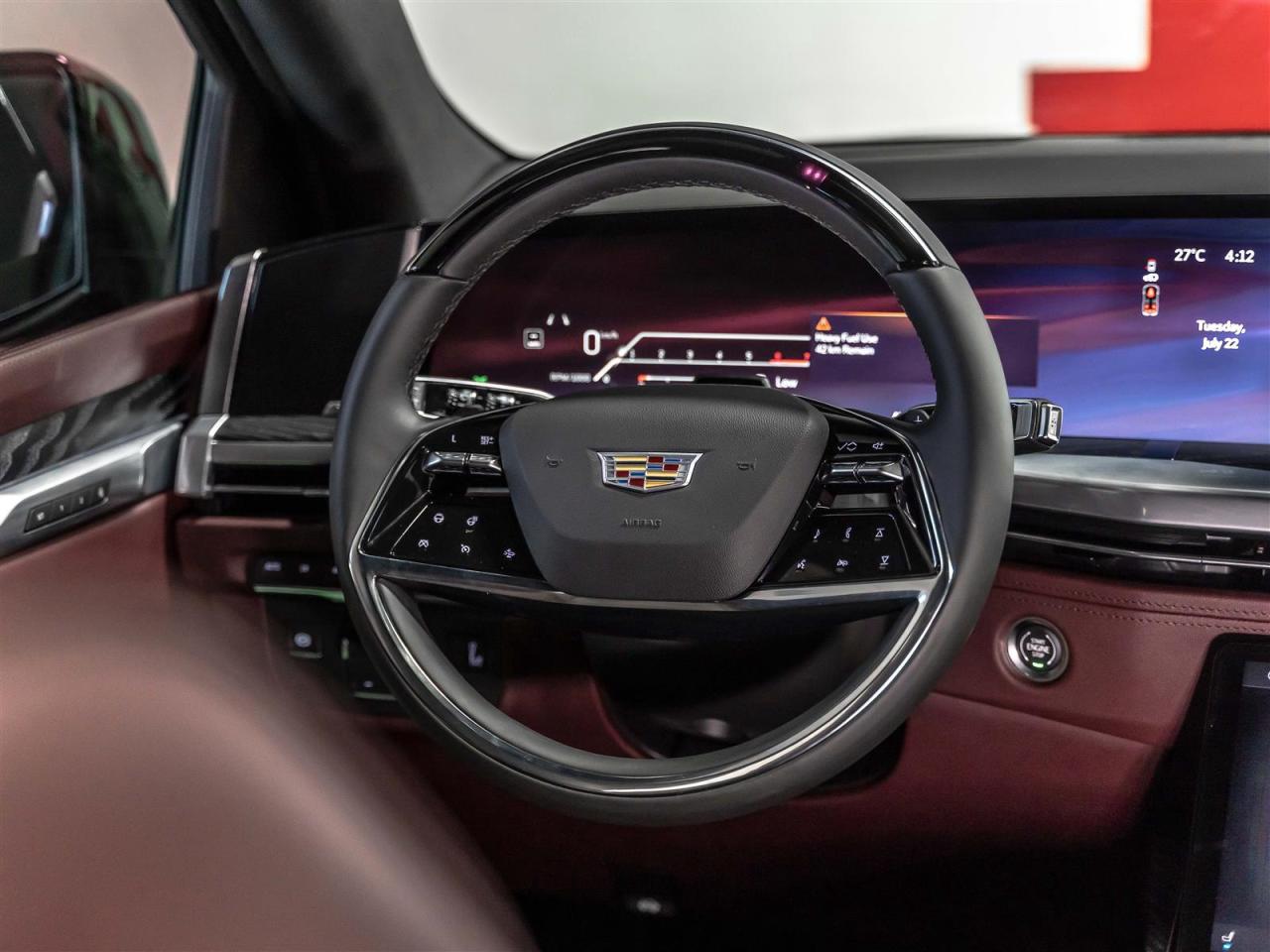 2025 Cadillac Escalade ESV 4WD PREMIUM LUXURY|NO LUX TAX|TV/DVD|PREMIUM INTERIOR|7PASS Photo