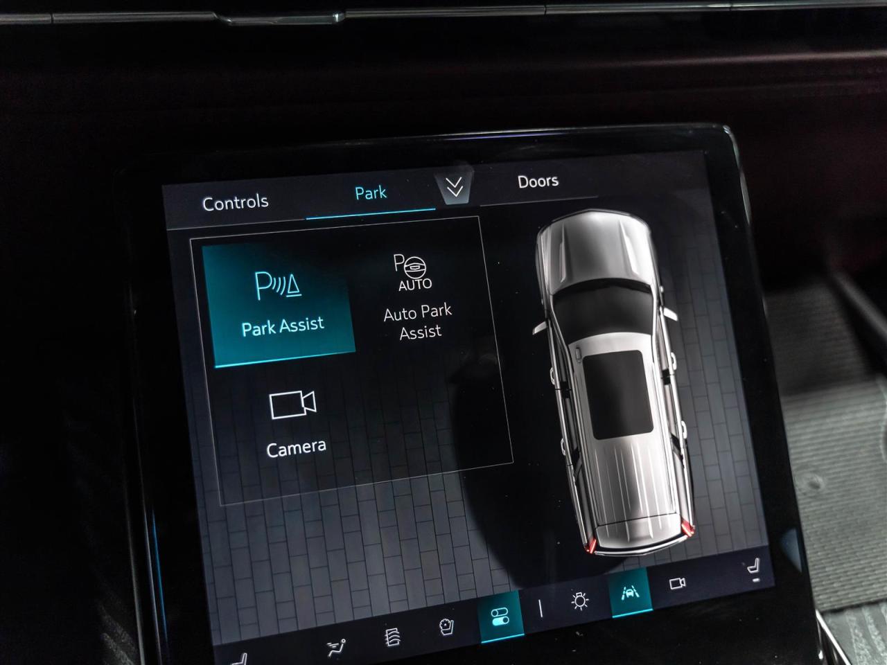 2025 Cadillac Escalade ESV 4WD PREMIUM LUXURY|NO LUX TAX|TV/DVD|PREMIUM INTERIOR|7PASS Photo