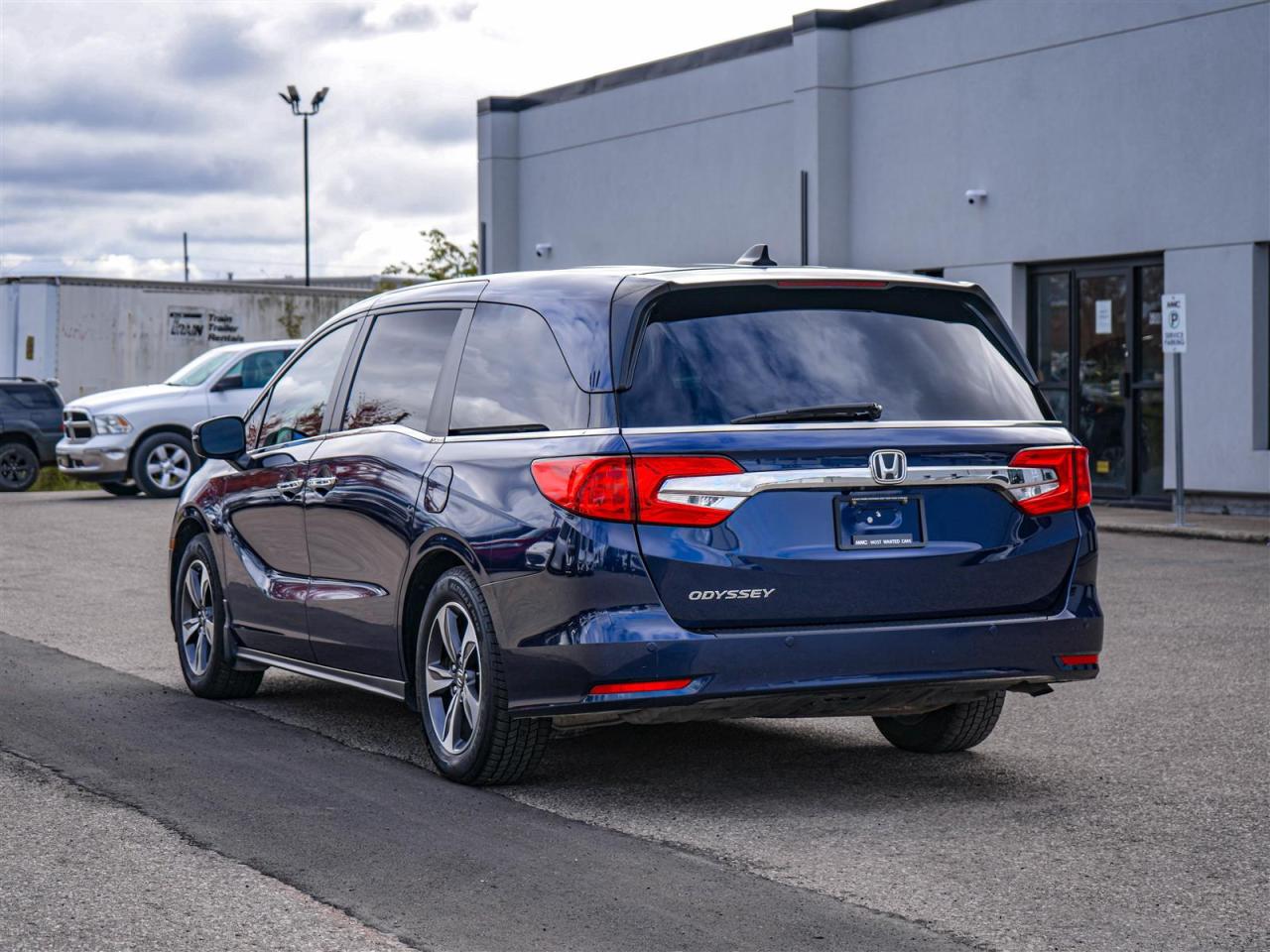 2019 Honda Odyssey EX-L | W RES | LTHR | DVD | NO ACCIDENTS Photo