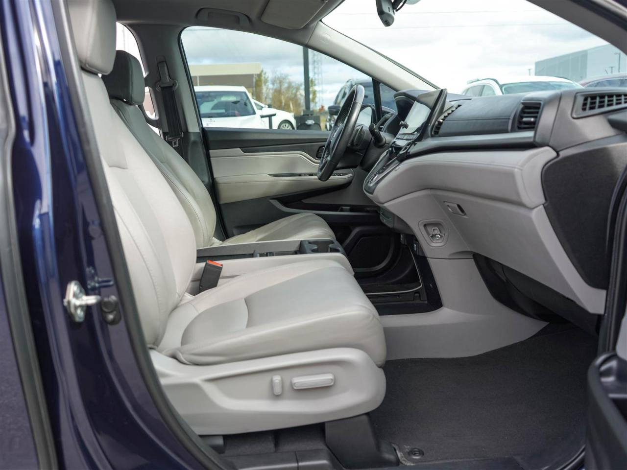 2019 Honda Odyssey EX-L | W RES | LTHR | DVD | NO ACCIDENTS Photo