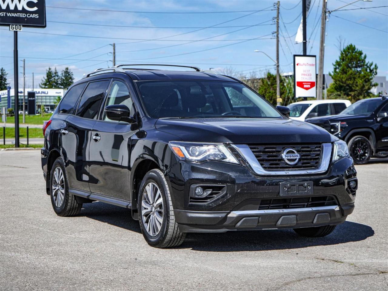 2020 Nissan Pathfinder SV TECH | 4WD | NO ACCIDENTS | 7 NISSAN SERV RECORDS Photo3