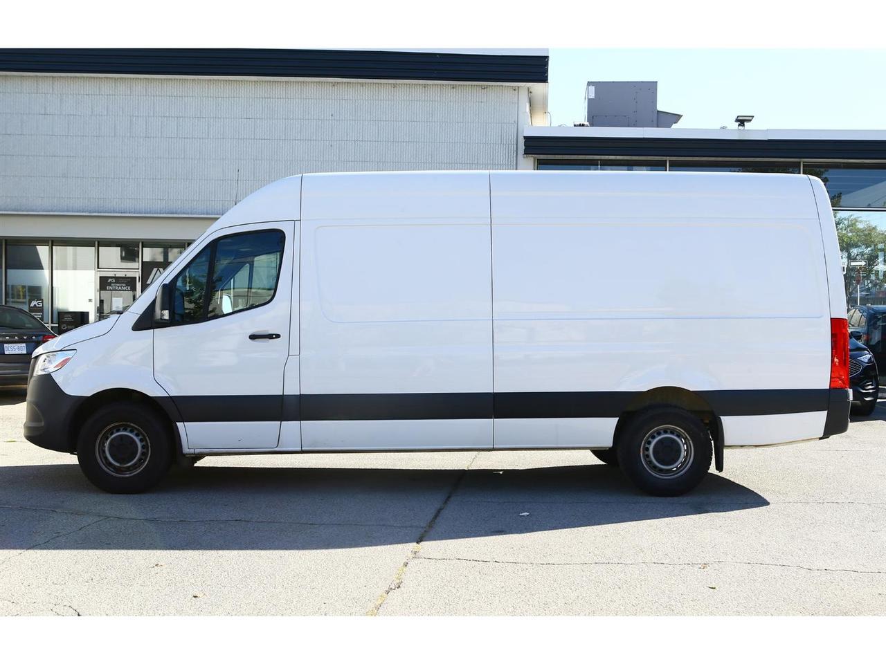 2022 Mercedes-Benz Sprinter 2500 170-in. WB High Roof Photo