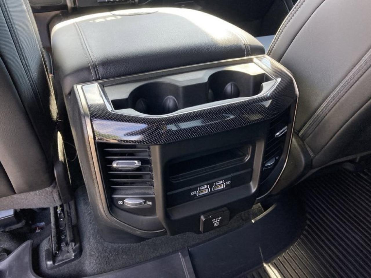 2022 RAM 1500 Sport 4x4 Crew Photo