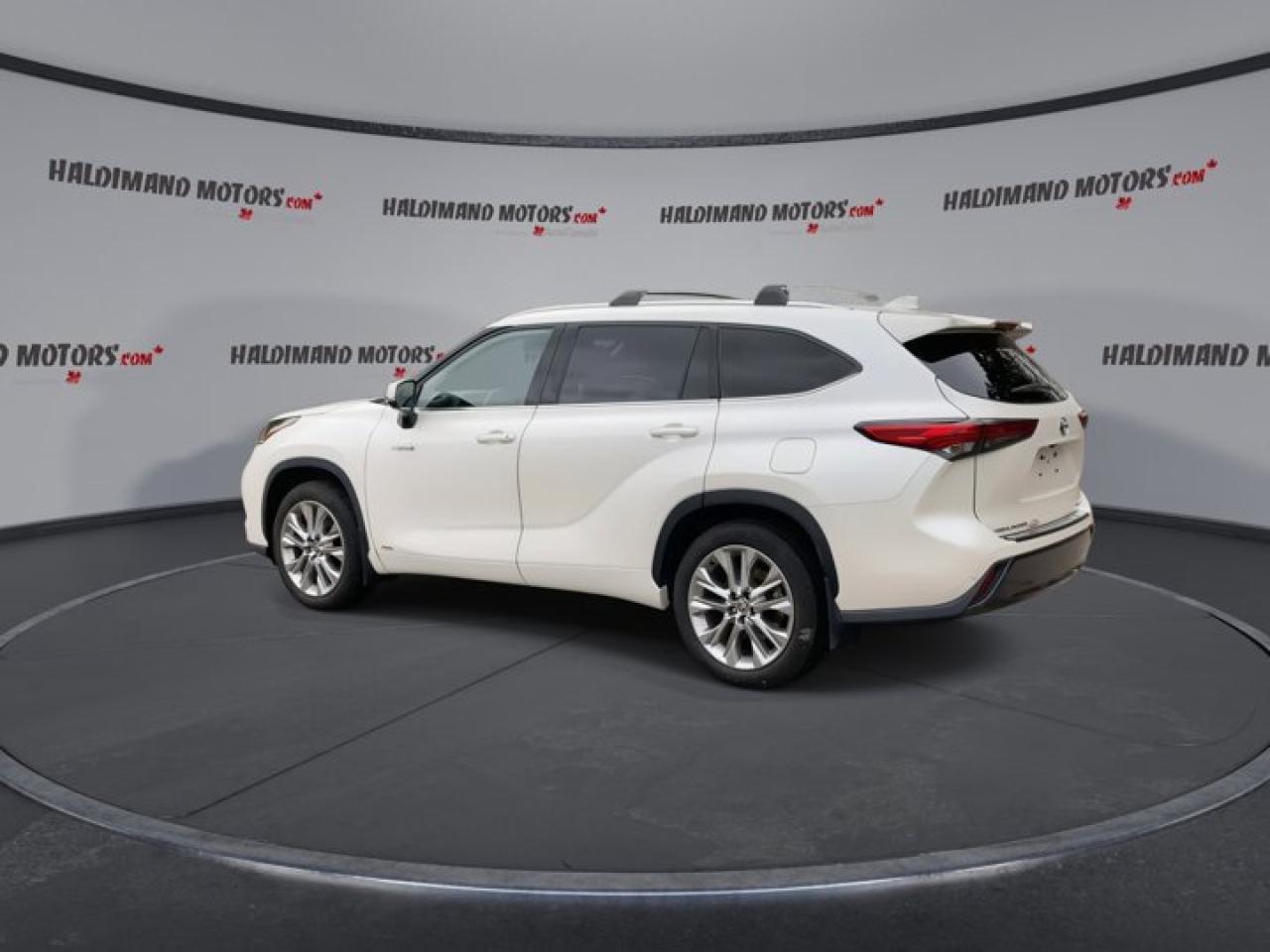 2021 Toyota Highlander HYBRID Limited AWD Photo