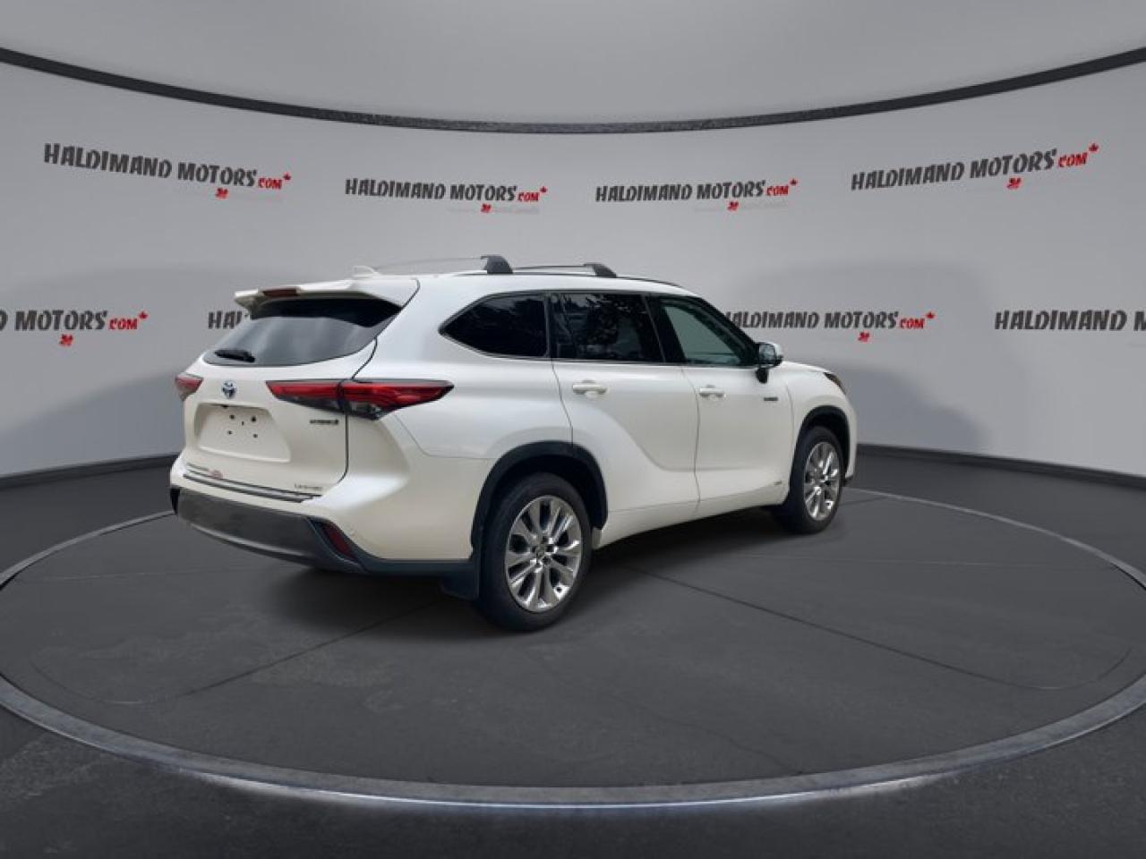 2021 Toyota Highlander HYBRID Limited AWD Photo