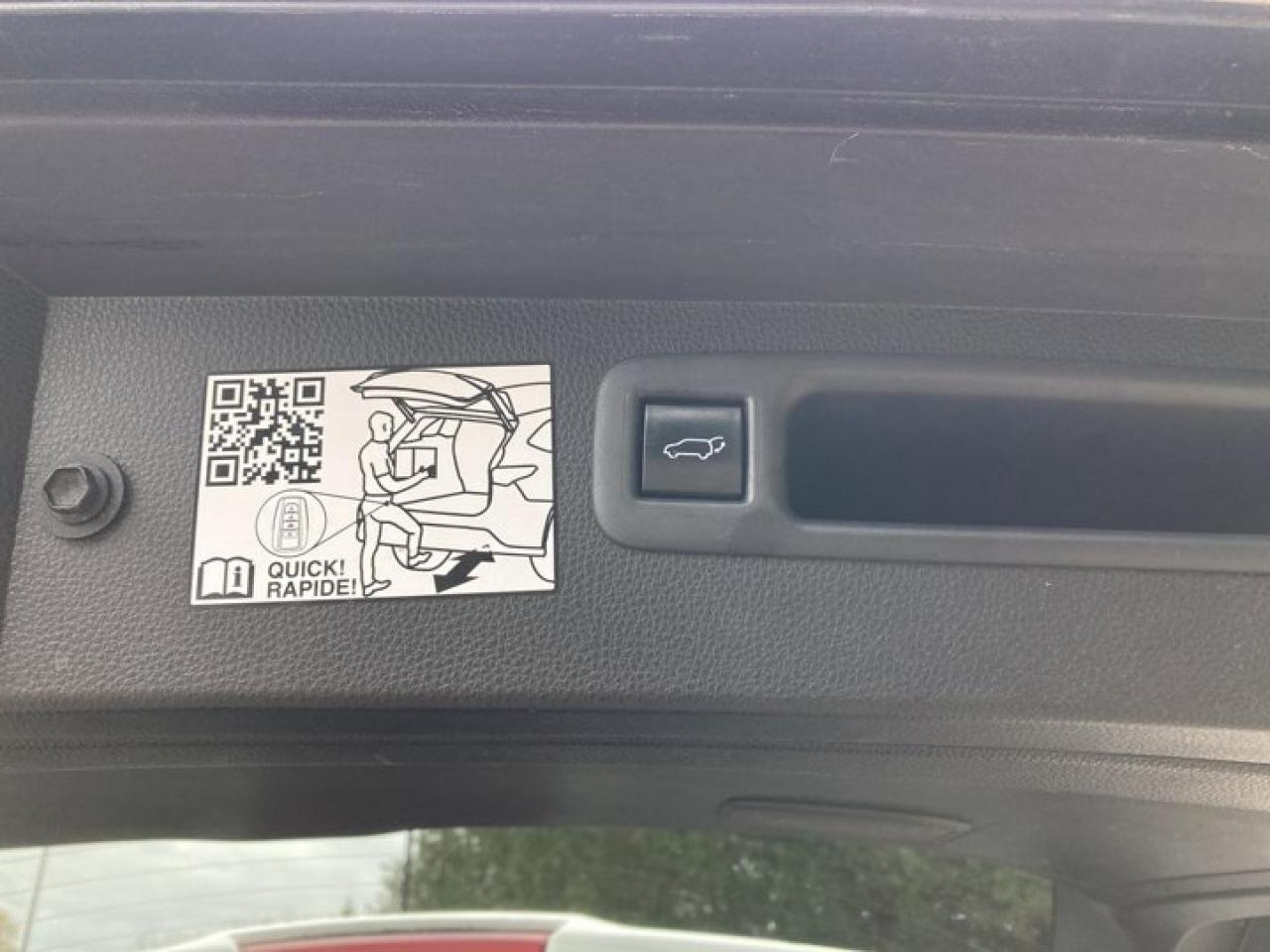 2021 Toyota Highlander HYBRID Limited AWD Photo