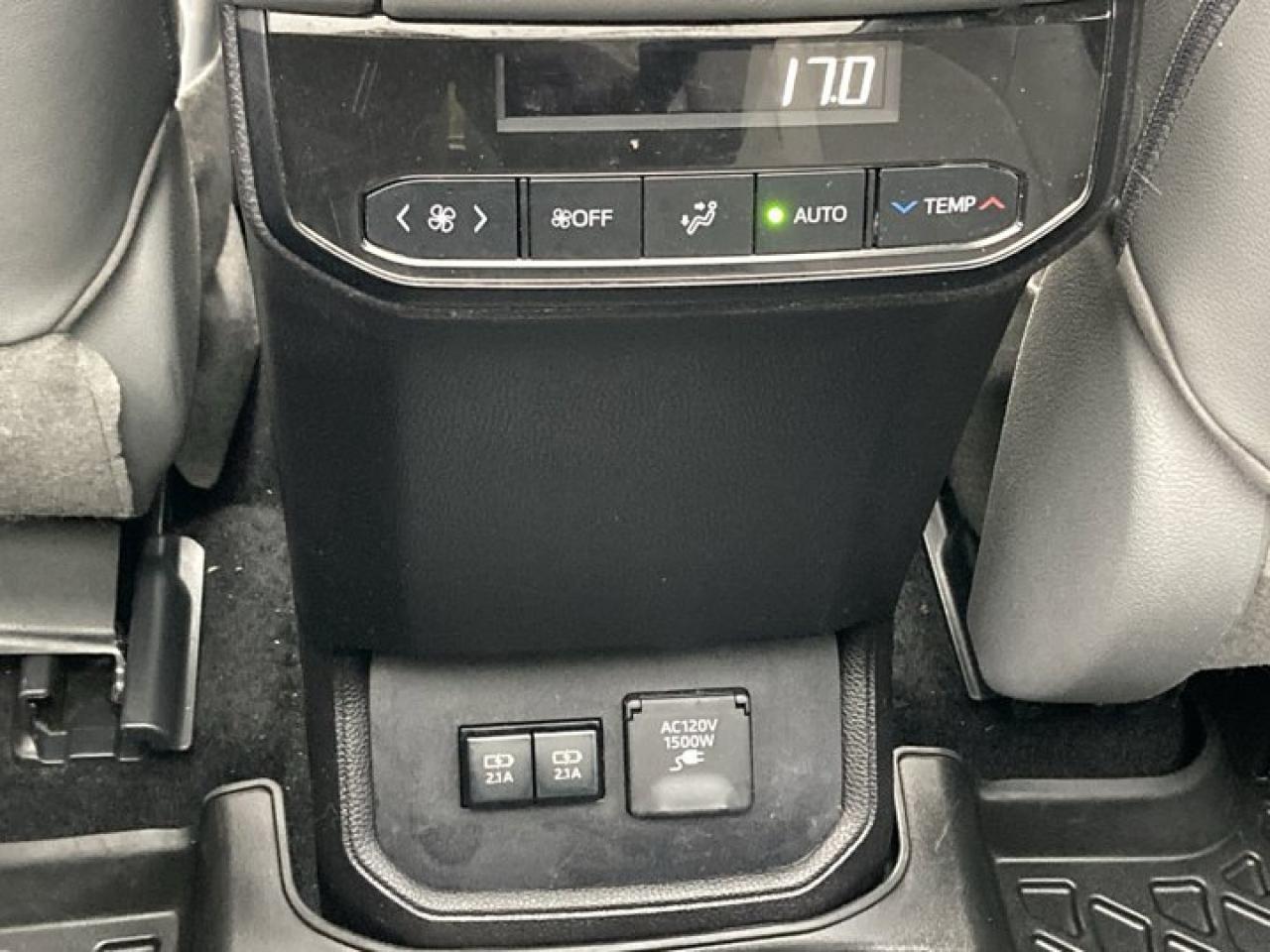 2021 Toyota Highlander HYBRID Limited AWD Photo