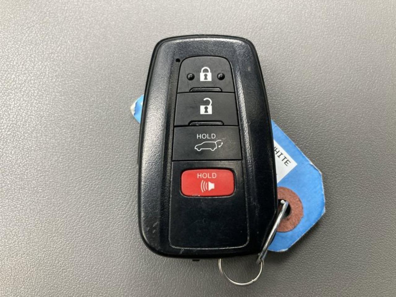 2021 Toyota Highlander HYBRID Limited AWD Photo