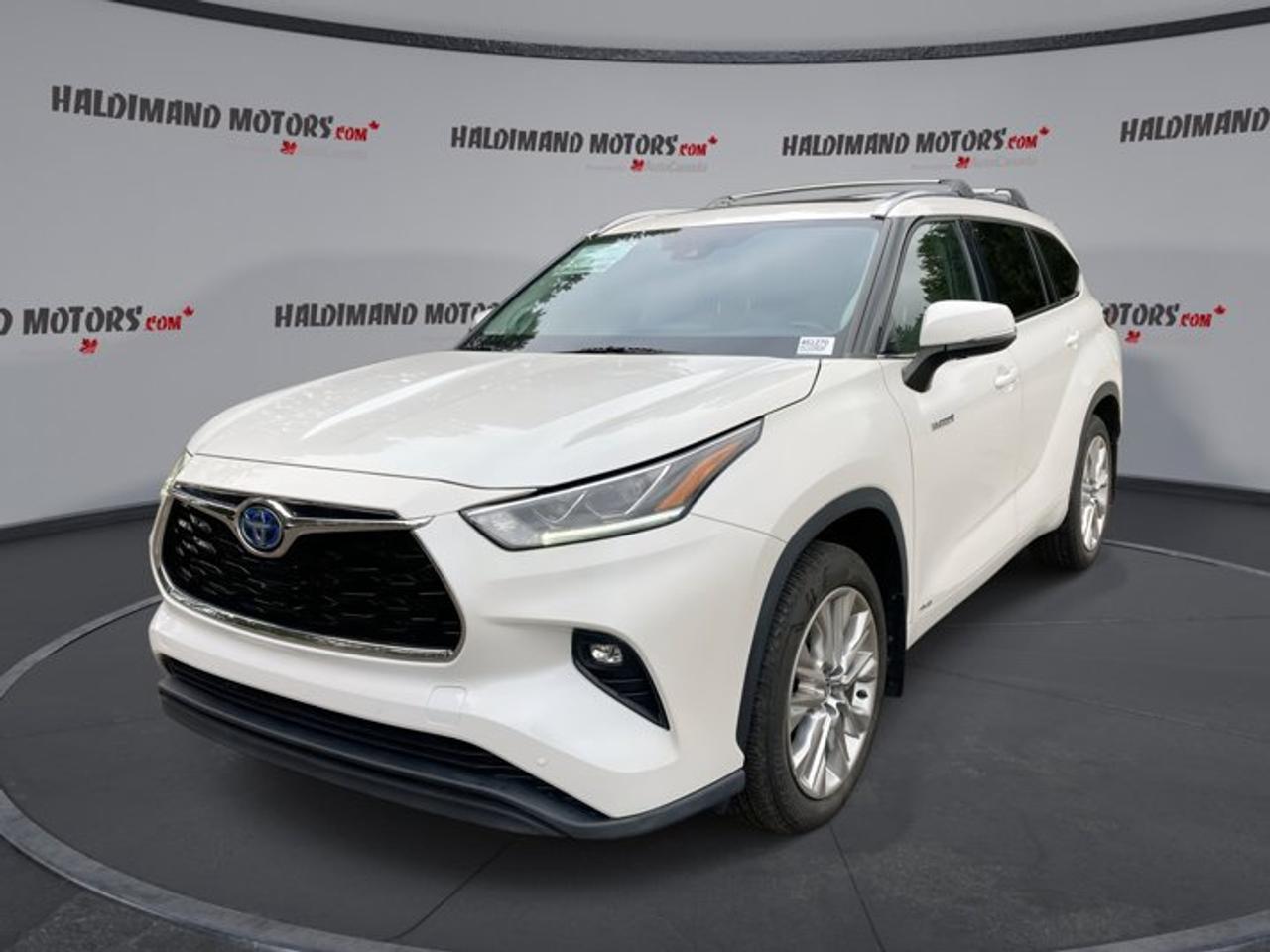 2021 Toyota Highlander Limited AWD | Accident Free | Photo0