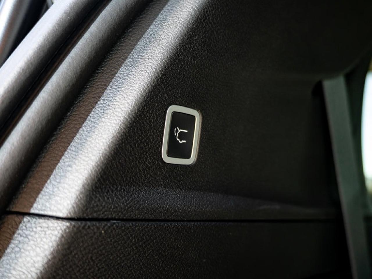 2026 Chrysler Pacifica Select Photo