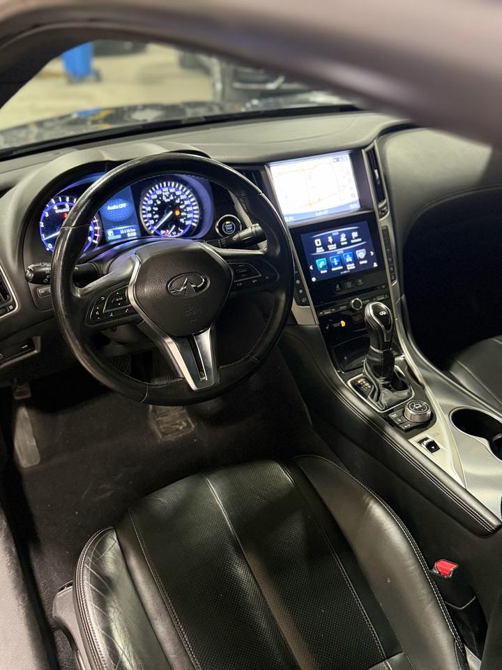 2017 Infiniti Q60 2dr Cpe 3.0t Photo