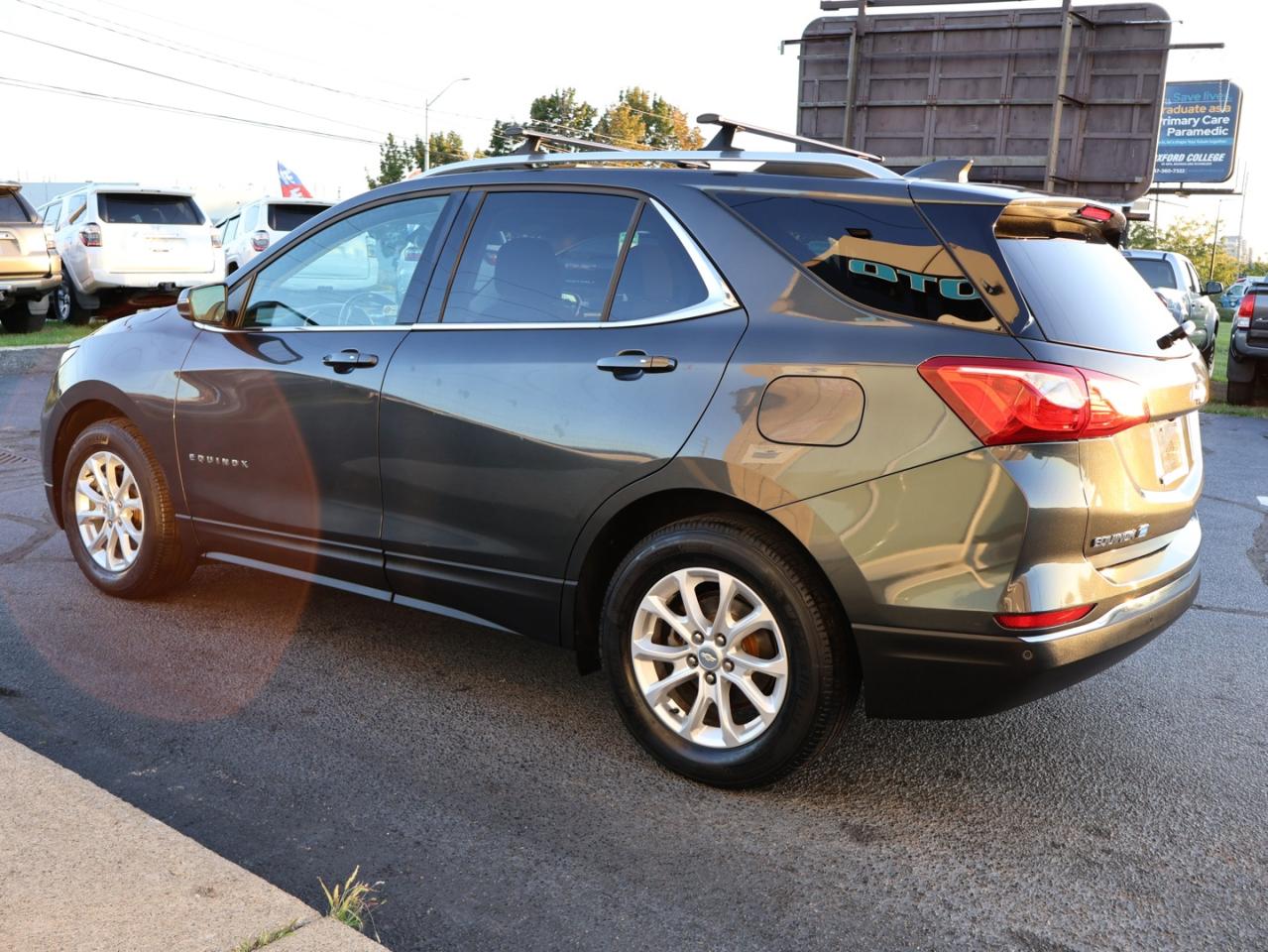 2018 Chevrolet Equinox LT DIESEL CERTIFIED *1 OWNER* CAMERA BLUETOOTH PANO ROOF HEATED SEATS CRUISE ALLOYS - Photo #5