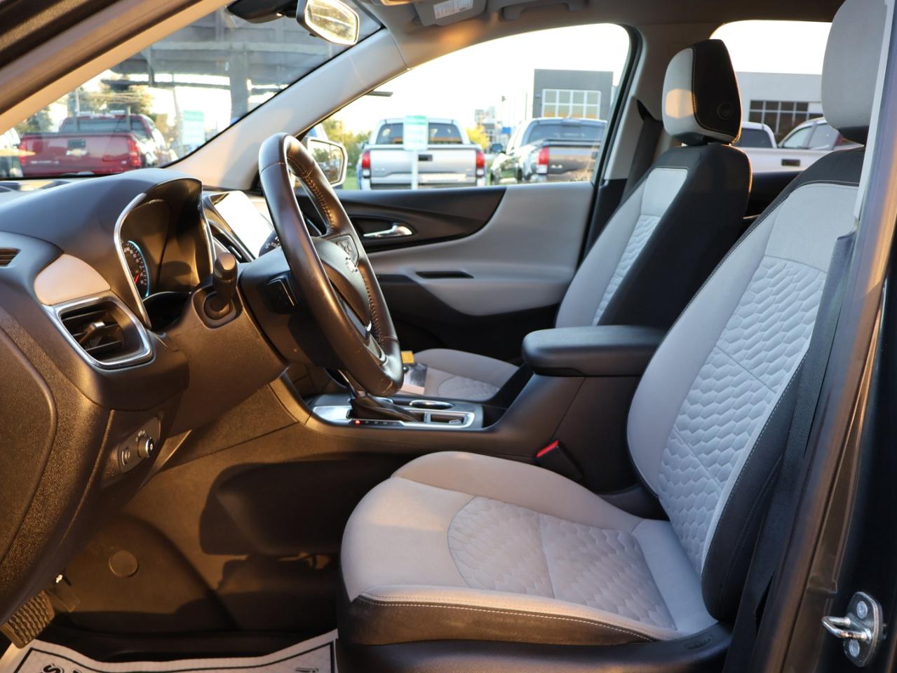 2018 Chevrolet Equinox LT DIESEL CERTIFIED *1 OWNER* CAMERA BLUETOOTH PANO ROOF HEATED SEATS CRUISE ALLOYS - Photo #16