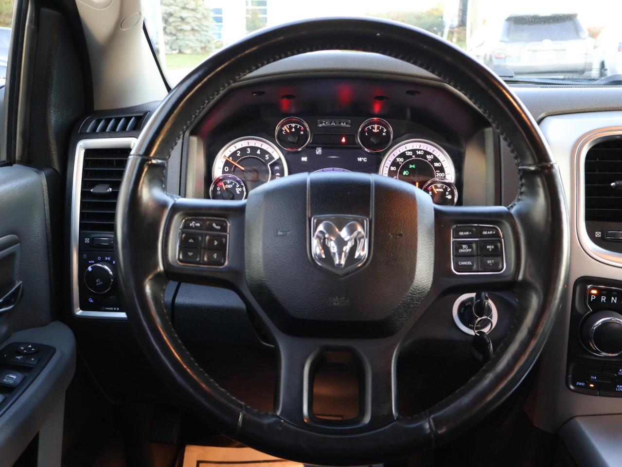 2018 RAM 1500 SLT-BIG HORN CREW DIESEL 4WD CERTIFIED *ACCIDENT FREE* NAV CAMERA BLUETOOTH LEATHER/STEERING HEATED CRUISE ALLOYS - Photo #9