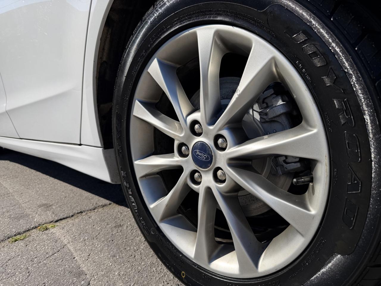 2017 Ford Fusion SE - Photo #22