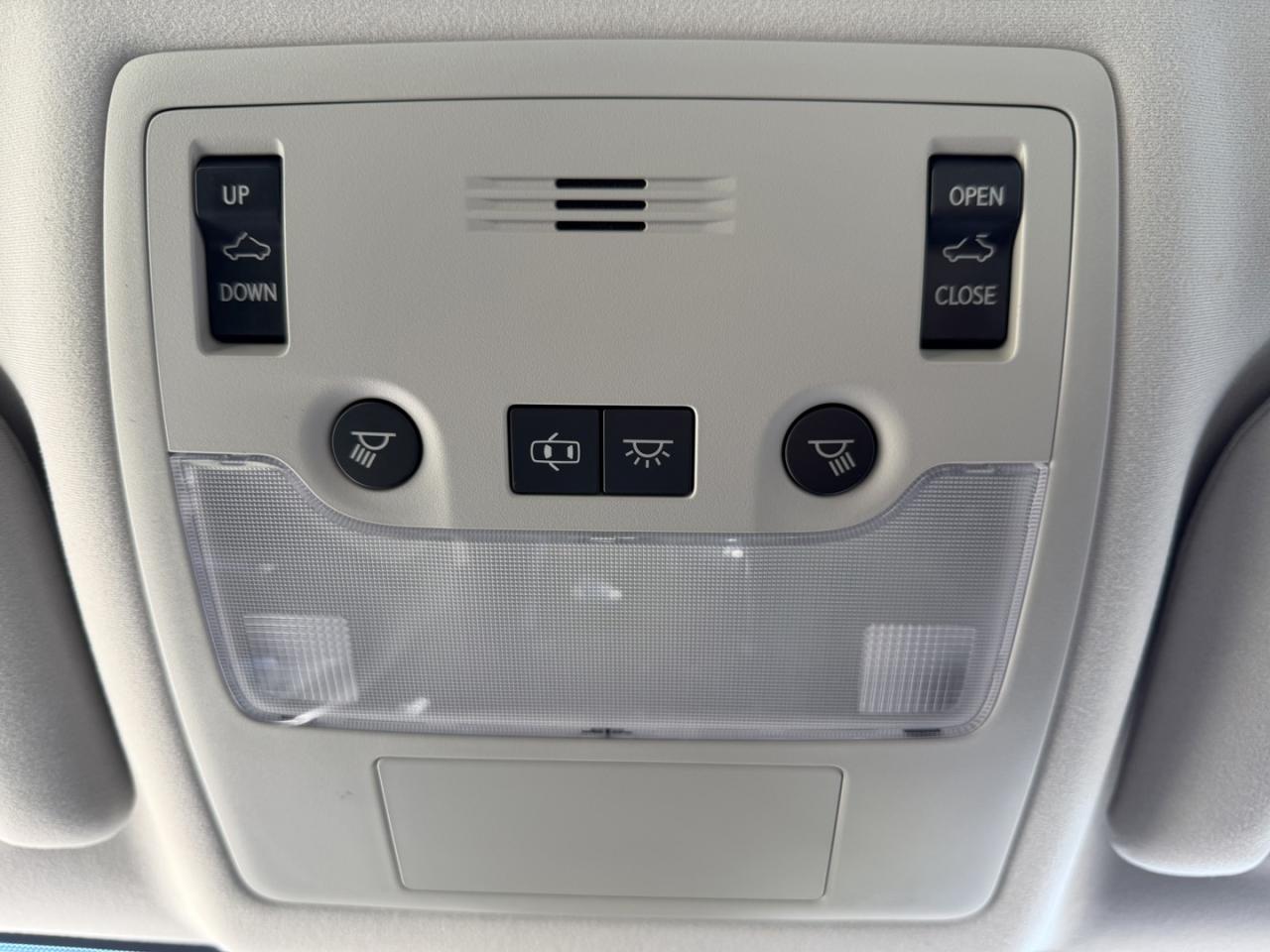 2019 Lexus IS 300 AWD - Photo #22