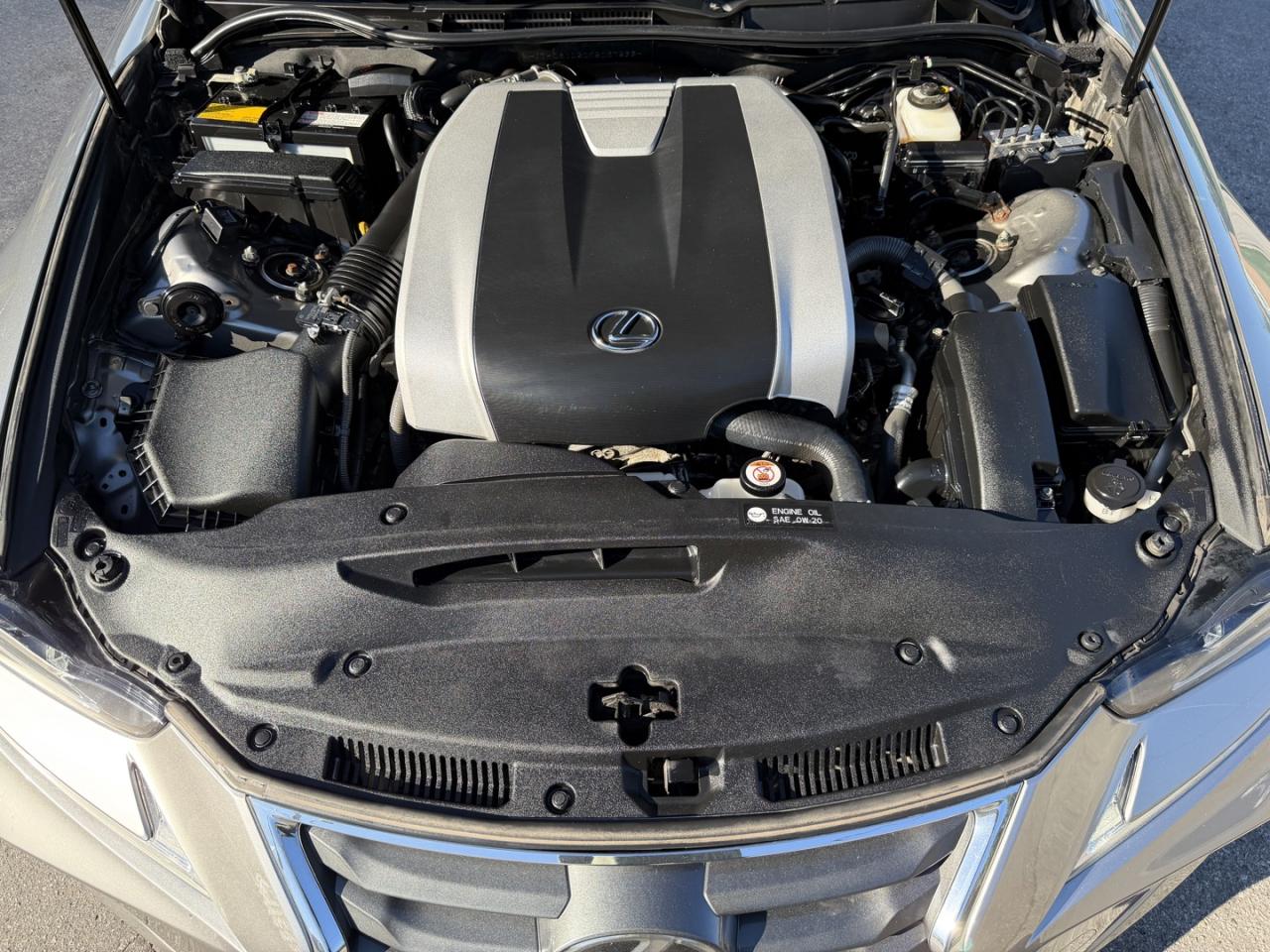 2019 Lexus IS 300 AWD - Photo #26