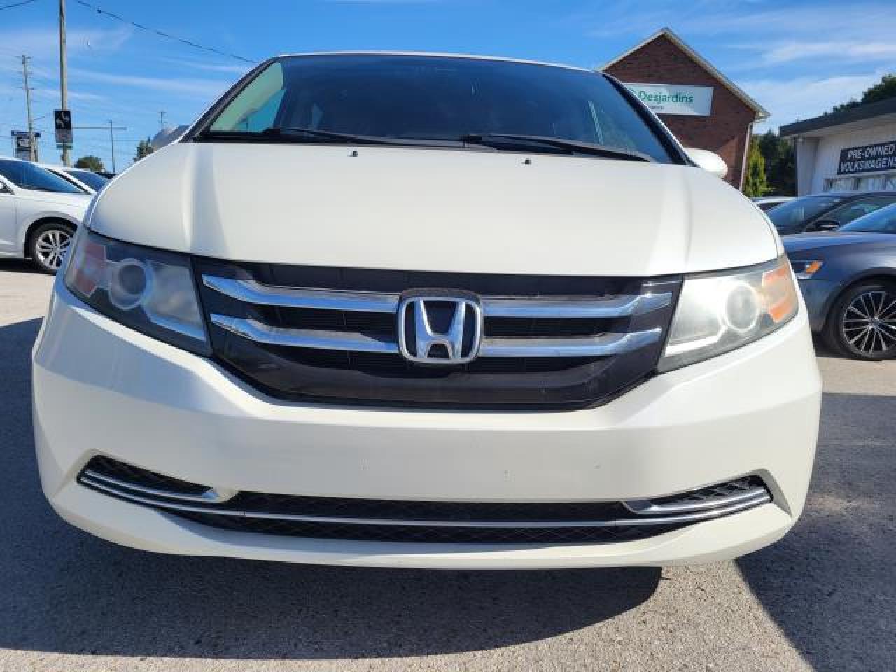 2016 Honda Odyssey EX Photo8