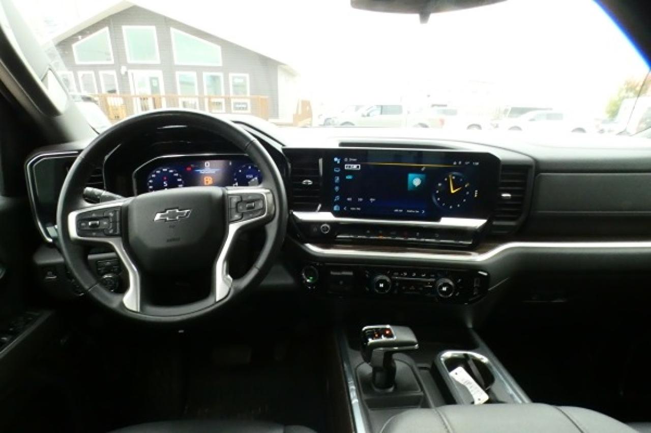 2025 Chevrolet Silverado 1500 RST Z71 w/Htd Leather, S/R, NAV, BUC - Photo #11