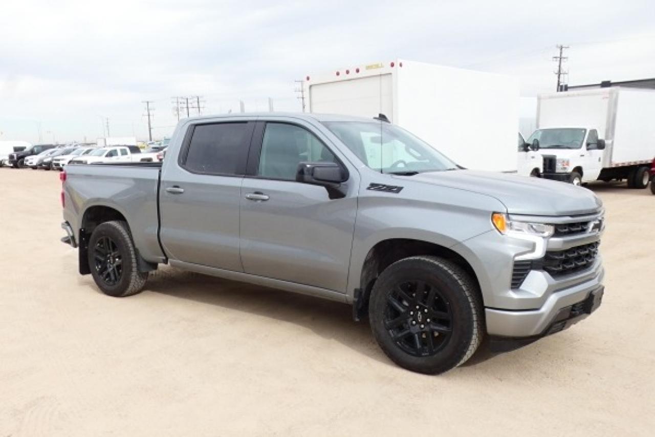 2025 Chevrolet Silverado 1500 RST Z71 w/Htd Leather, S/R, NAV, BUC - Photo #4