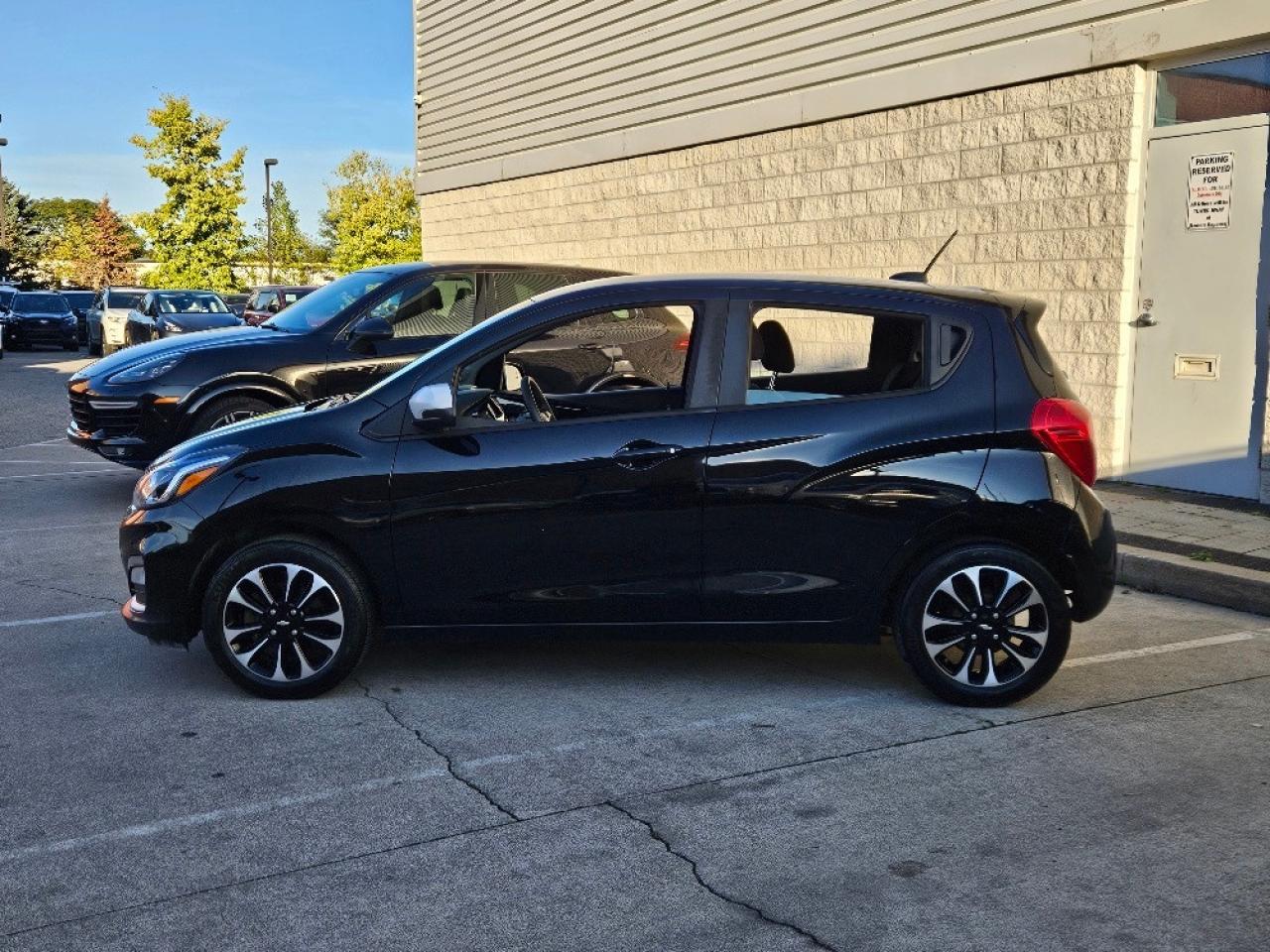 2022 Chevrolet Spark HATCHBACK-6 SPEED-BACK UP CAMERA-CERTIFIED Photo