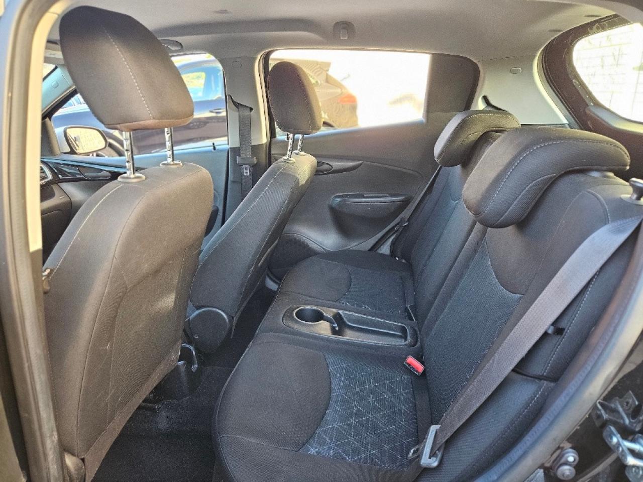 2022 Chevrolet Spark HATCHBACK-6 SPEED-BACK UP CAMERA-CERTIFIED Photo