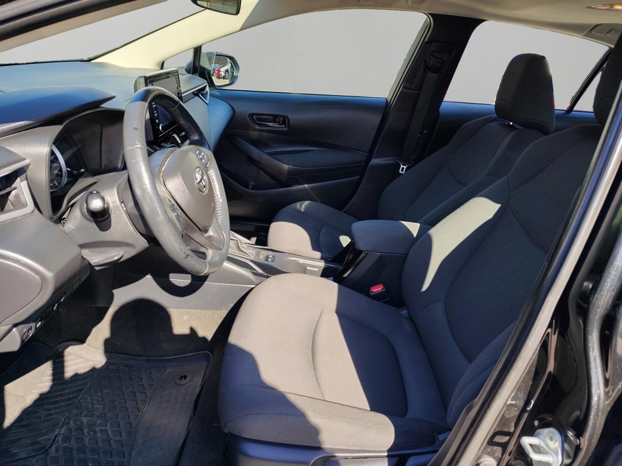 2022 Toyota Corolla LE Photo