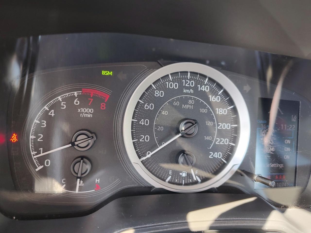 2022 Toyota Corolla LE Photo