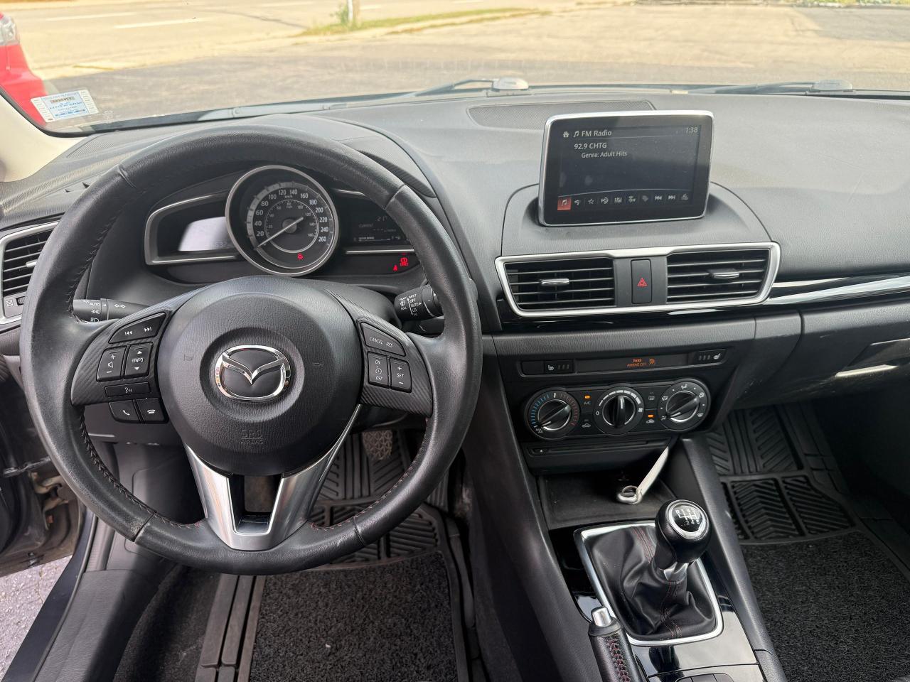 2014 Mazda MAZDA3 GS-SKY - Photo #15