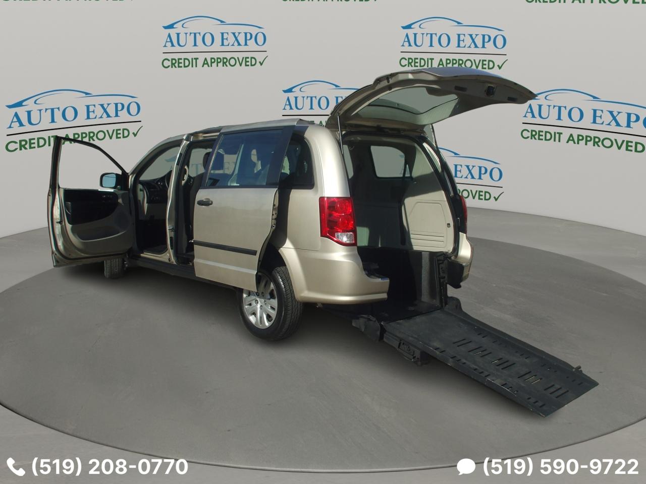 2015 Dodge Grand Caravan Wheelchair accessible,BraunAbility,Certified,SE - Photo #17