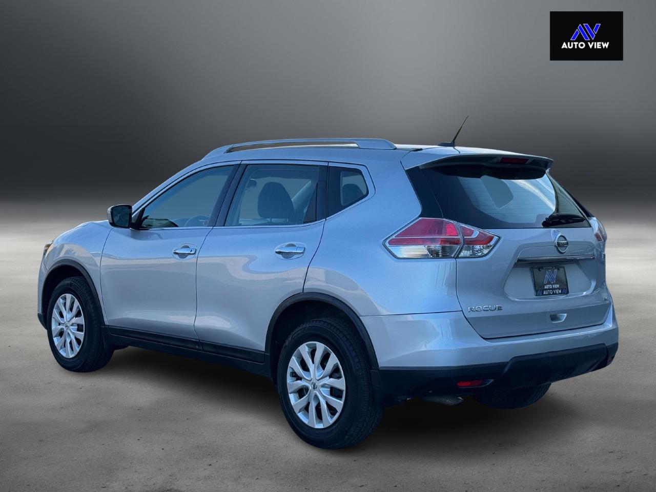 2016 Nissan Rogue S **DEALER SERVICED** - Photo #7