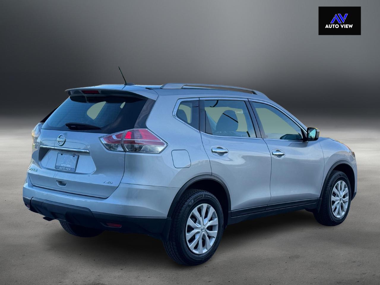 2016 Nissan Rogue S **DEALER SERVICED** - Photo #5