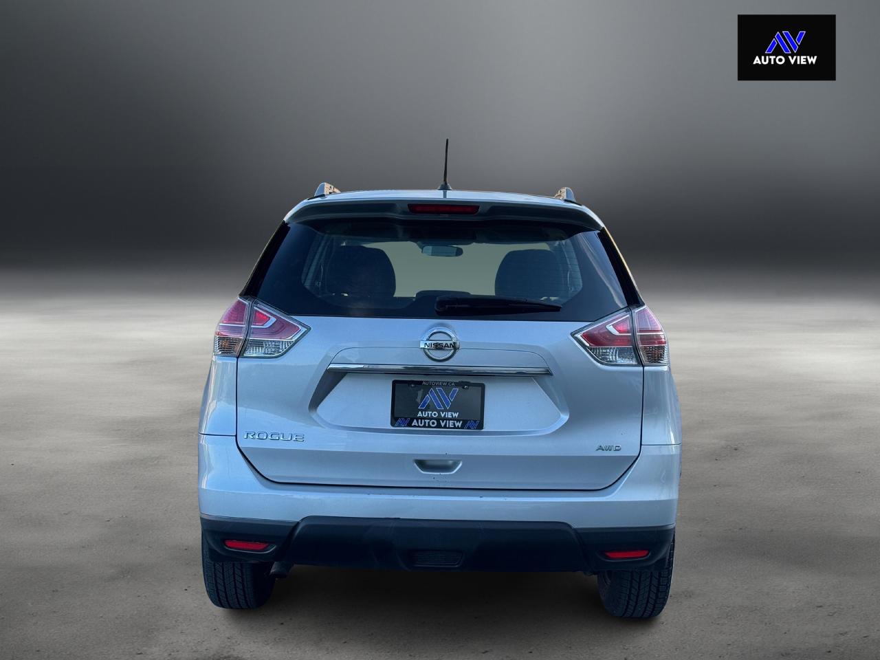 2016 Nissan Rogue S **DEALER SERVICED** - Photo #6