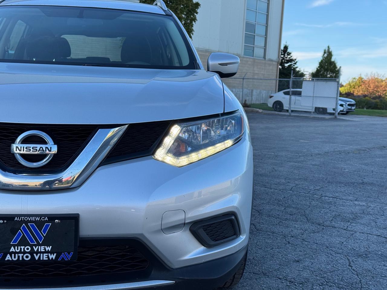 2016 Nissan Rogue S **DEALER SERVICED** - Photo #11