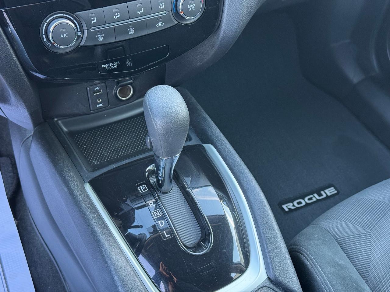 2016 Nissan Rogue S **DEALER SERVICED** - Photo #23