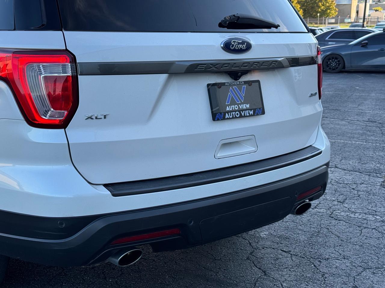 2019 Ford Explorer XLT **6 SEATER** - Photo #14