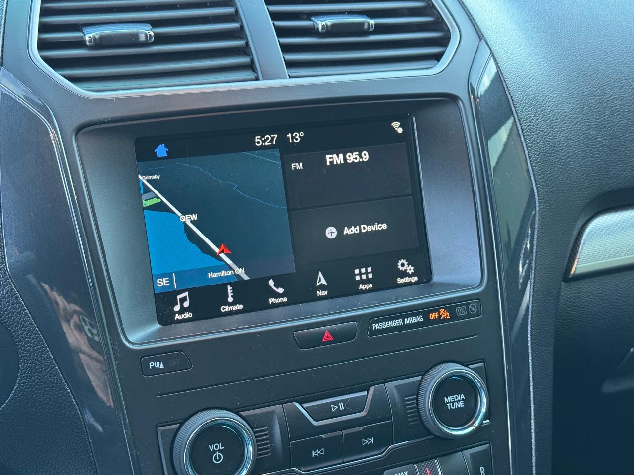 2019 Ford Explorer XLT **6 SEATER** - Photo #23