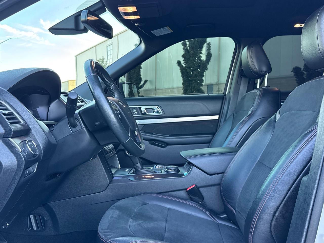 2019 Ford Explorer XLT **6 SEATER** - Photo #28