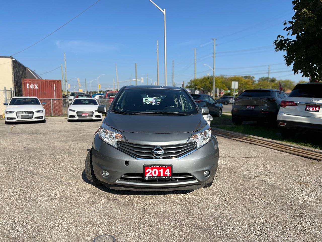 2014 Nissan Versa Note SL 360 Cameras No Accident Low KM Heated Seats - Photo #19