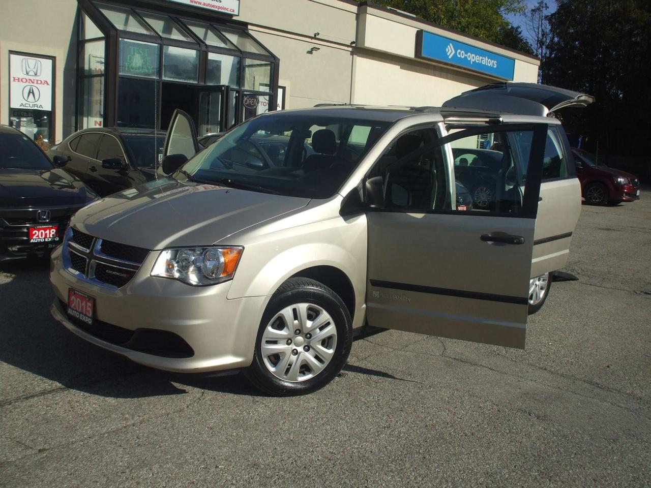 2015 Dodge Grand Caravan Wheelchair accessible,BraunAbility,Certified,SE