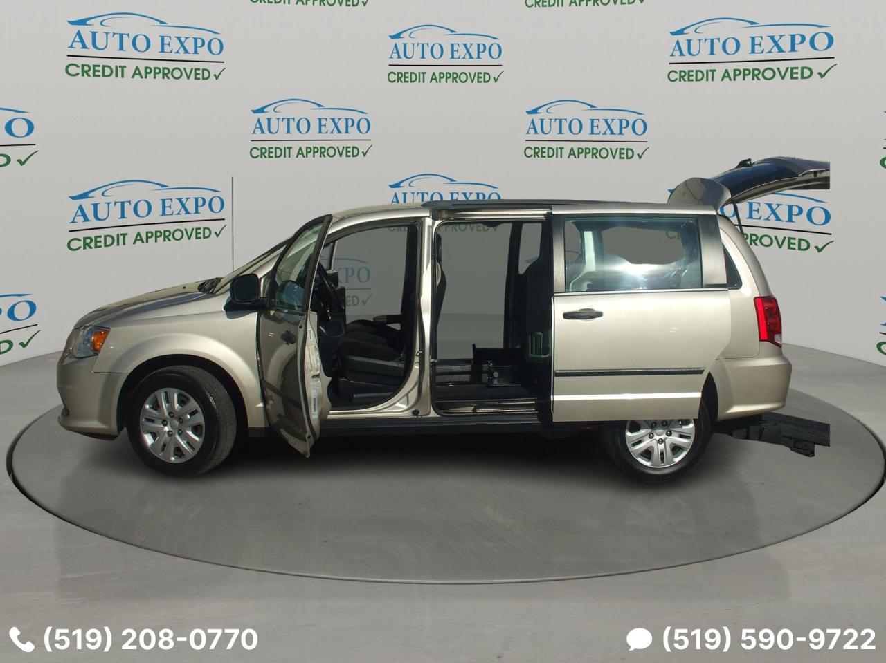 2015 Dodge Grand Caravan Wheelchair accessible,BraunAbility,Certified,SE
