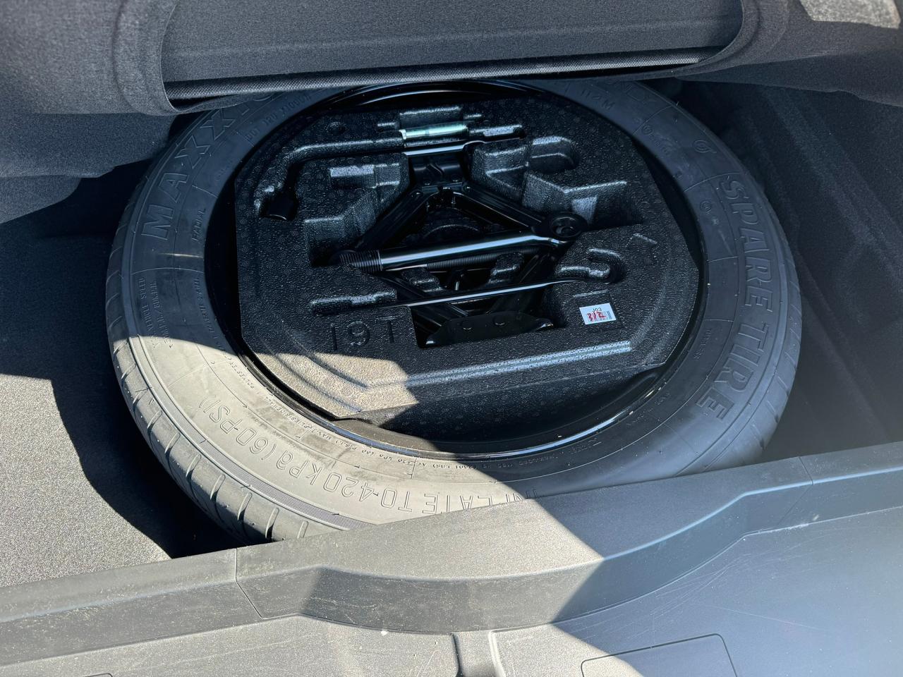 2023 Genesis GV70 2.5T Advanced AWD Photo